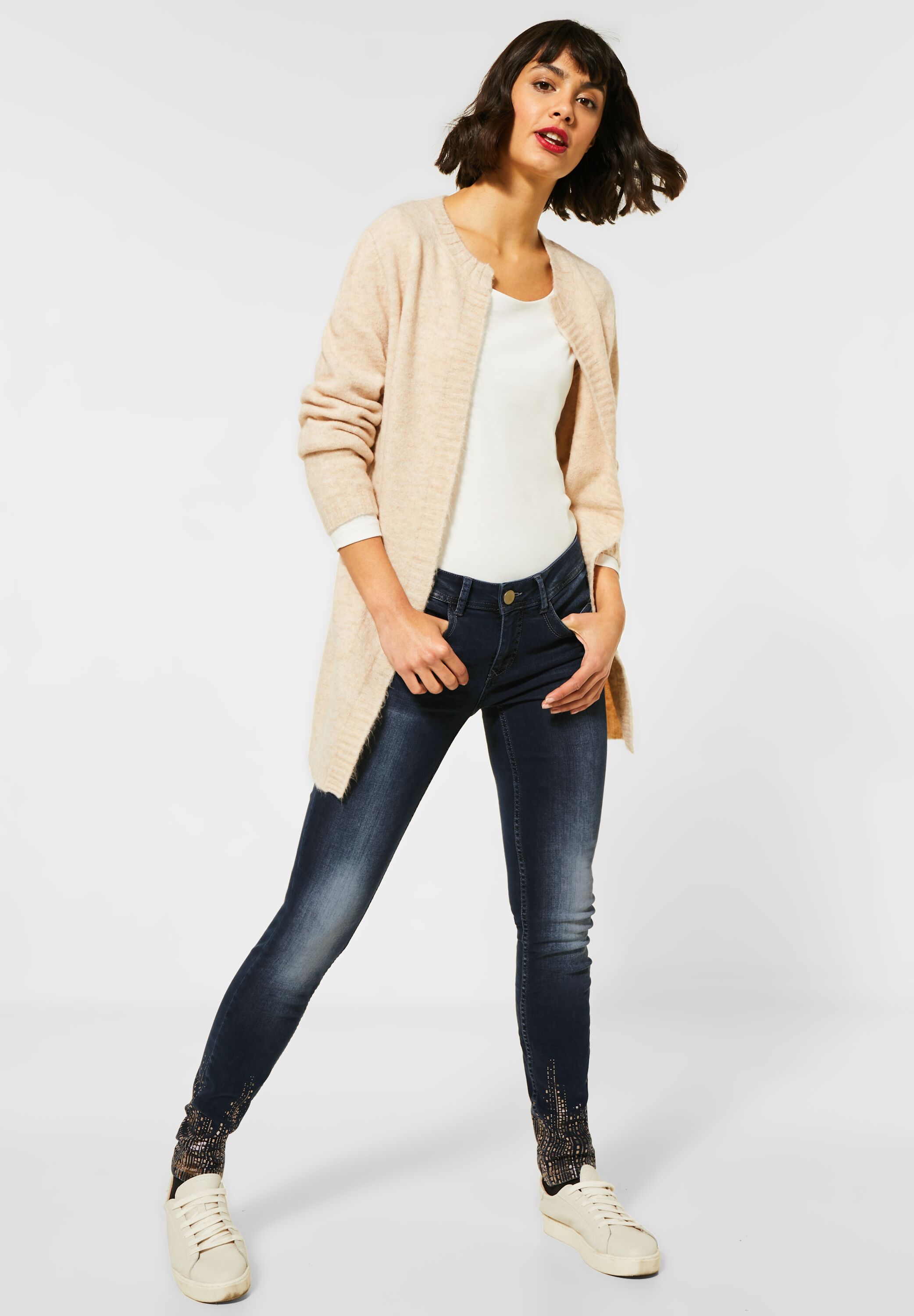 Denim mit Saum-Deko